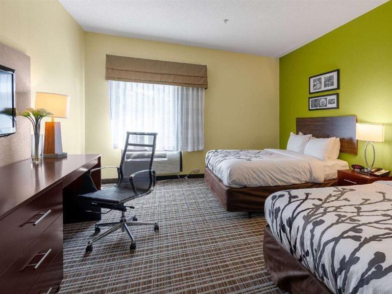 Sleep Inn & Suites Harbour Pointe Brandermill Extérieur photo