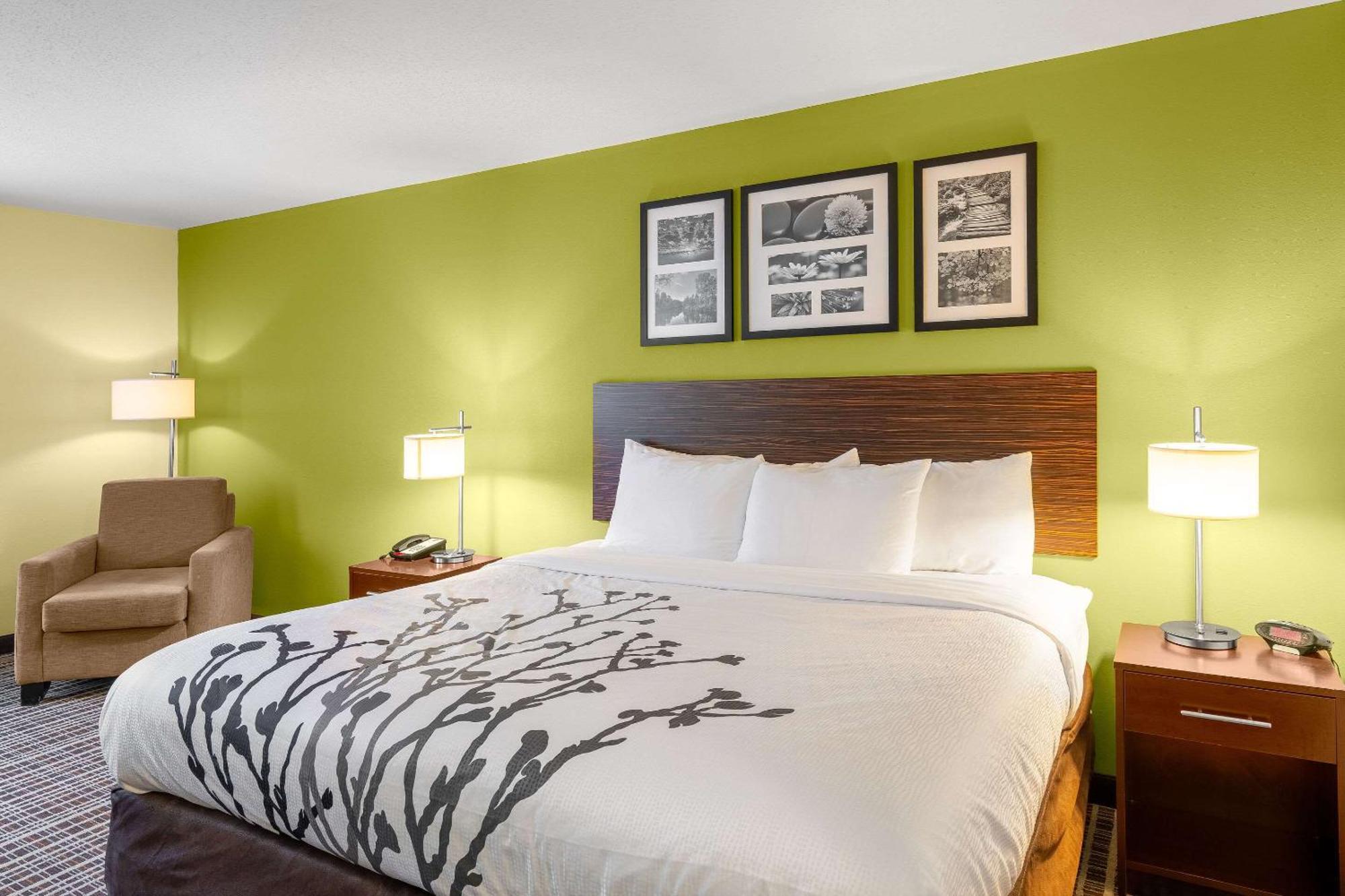 Sleep Inn & Suites Harbour Pointe Brandermill Extérieur photo